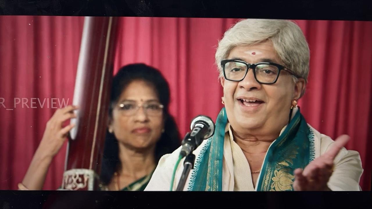 Charukesi Movie Still